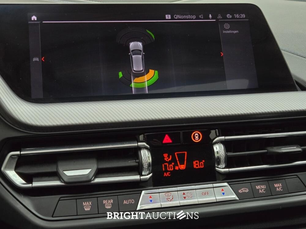 BMW 1-serie Executive Edition 140pk 2020 (Origineel-NL), J-897-BH
