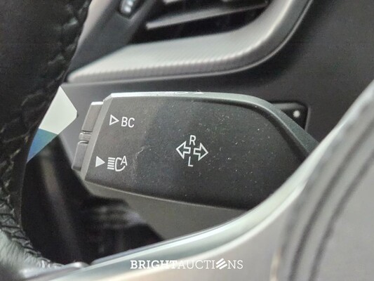 BMW 1-serie Executive Edition 140pk 2020 (Origineel-NL), J-897-BH