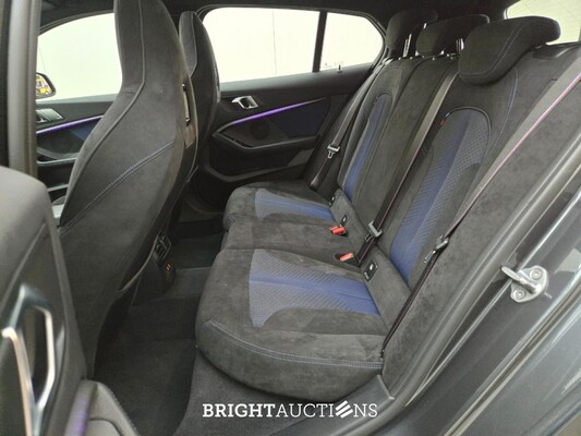 BMW 1-serie Executive Edition 140pk 2020 (Origineel-NL), J-897-BH