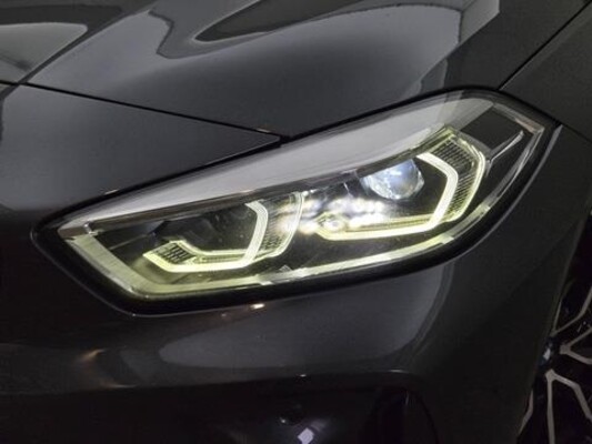 BMW 1-serie Executive Edition 140pk 2020 (Origineel-NL), J-897-BH