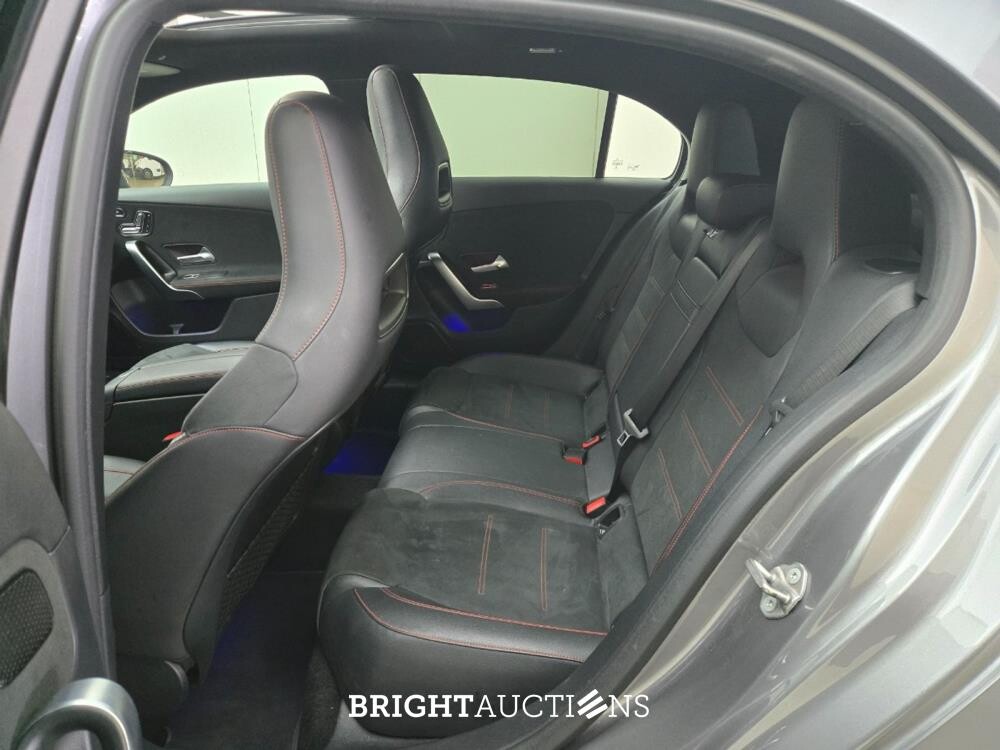 Mercedes-Benz A 180 Premium Plus 136pk 2020 A-klasse, P-854-HX