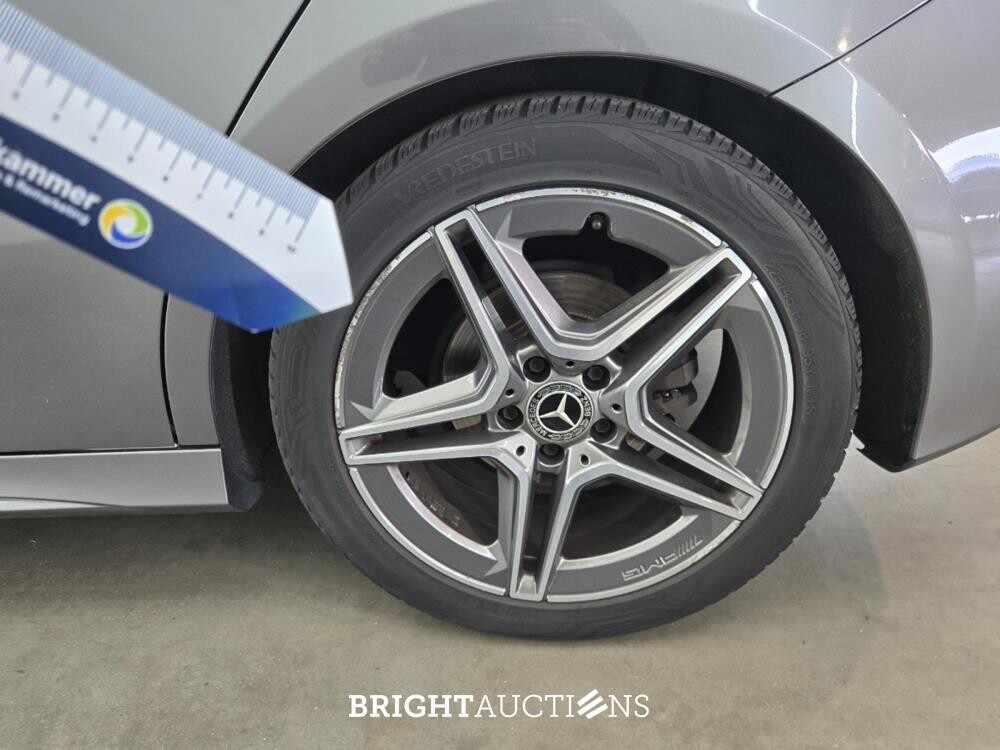 Mercedes-Benz A 180 Premium Plus 136pk 2020 A-klasse, P-854-HX