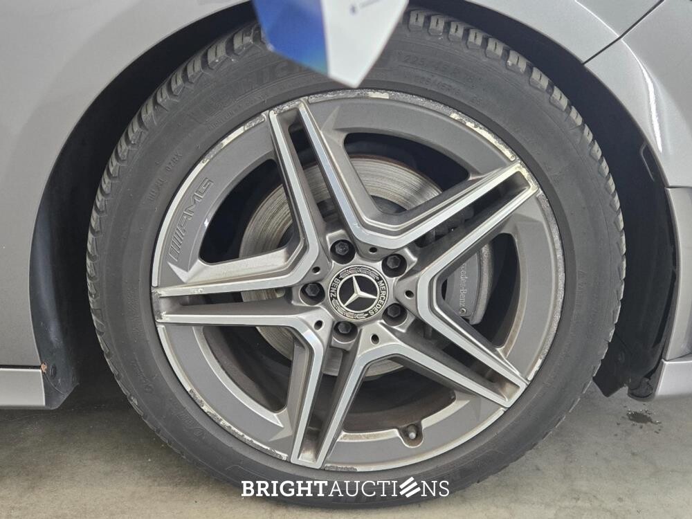 Mercedes-Benz A 180 Premium Plus 136pk 2020 A-klasse, P-854-HX