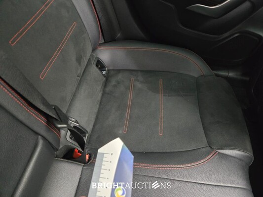 Mercedes-Benz A 180 Premium Plus 136pk 2020 A-klasse, P-854-HX