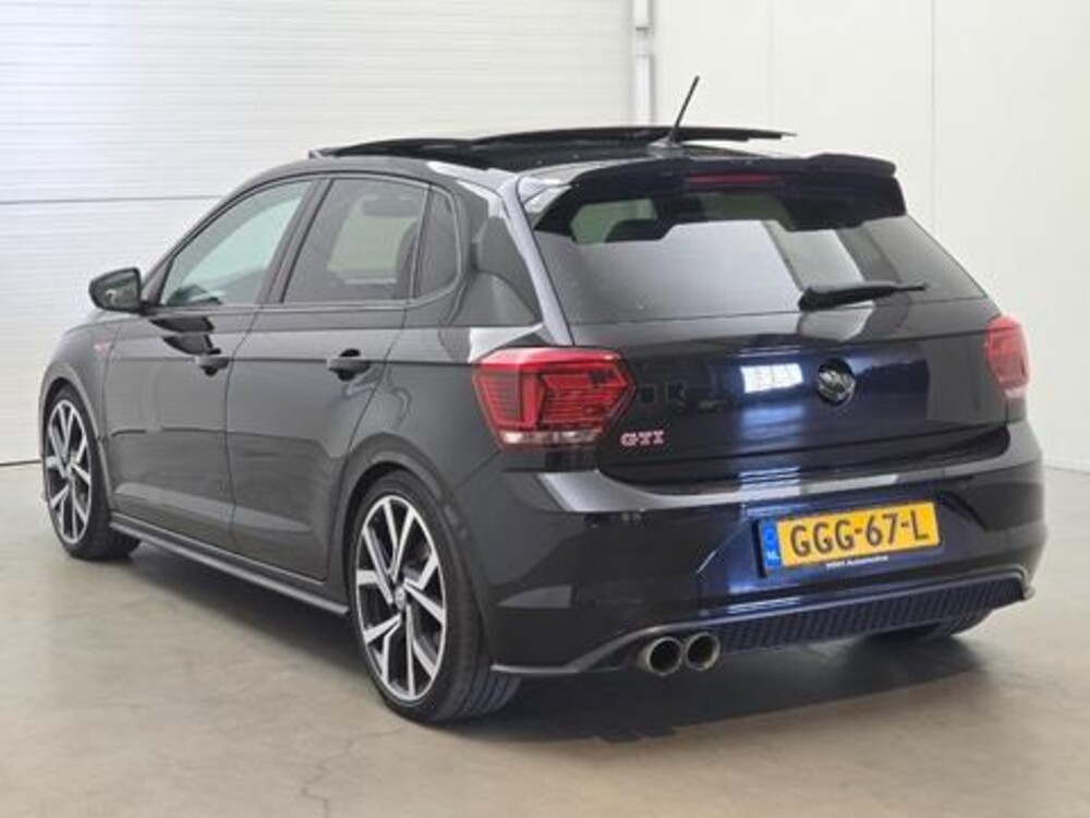 Volkswagen Polo GTI 2.0 TSI 200pk 2018, GGG-67-L