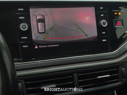 Volkswagen Polo GTI 2.0 TSI 200pk 2018, GGG-67-L