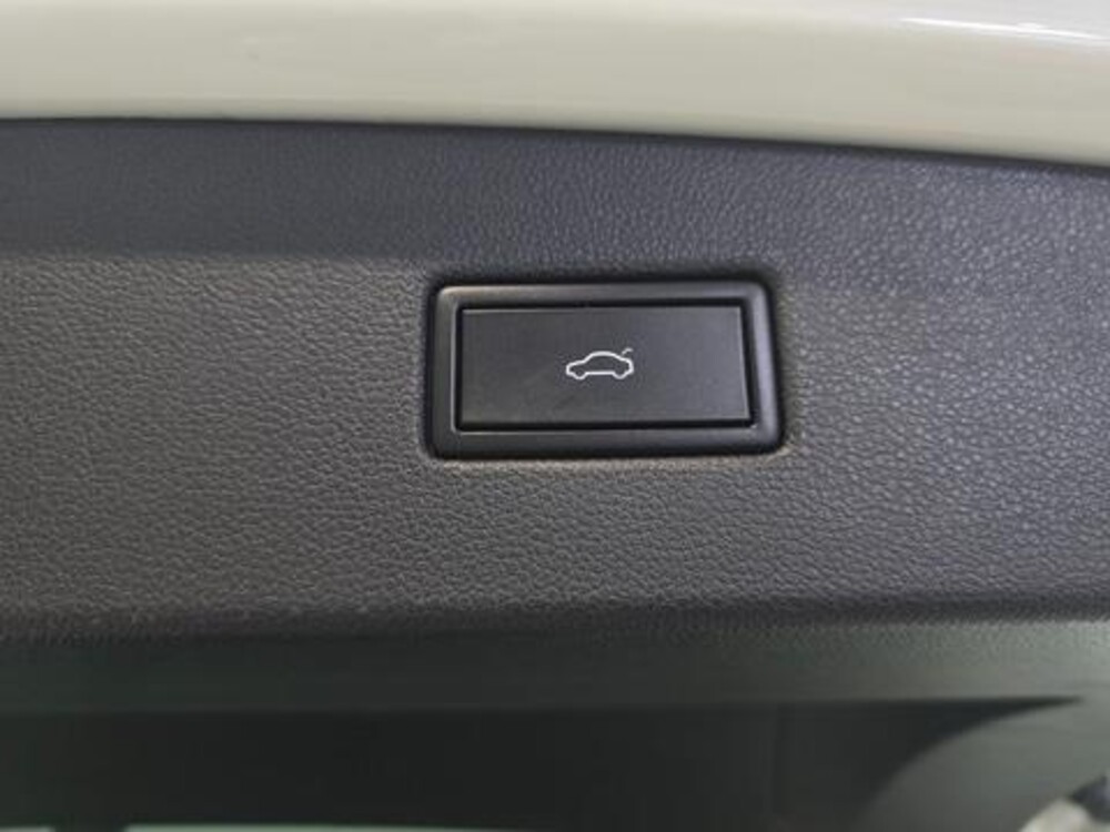 Volkswagen Tiguan ACT Highline Business R 1.5 TSI 150pk 2019 (Origineel-NL), ZB-318-G