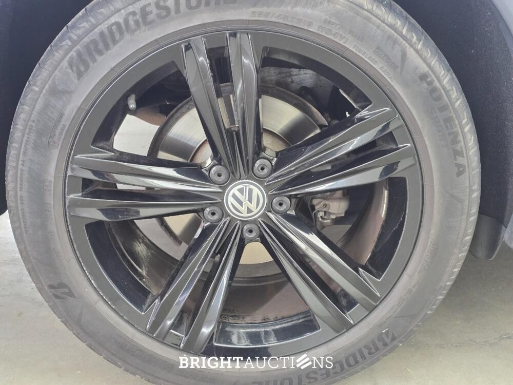 Volkswagen Tiguan ACT Highline Business R 1.5 TSI 150pk 2019 (Origineel-NL), ZB-318-G