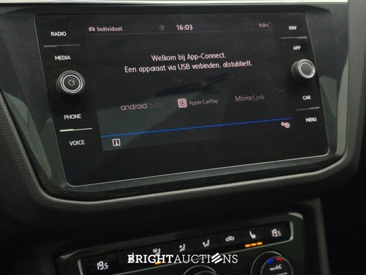 Volkswagen Tiguan ACT Highline Business R 1.5 TSI 150pk 2019 (Origineel-NL), ZB-318-G