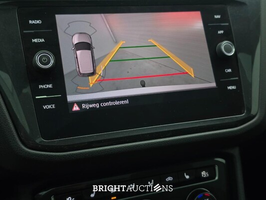 Volkswagen Tiguan ACT Highline Business R 1.5 TSI 150pk 2019 (Origineel-NL), ZB-318-G