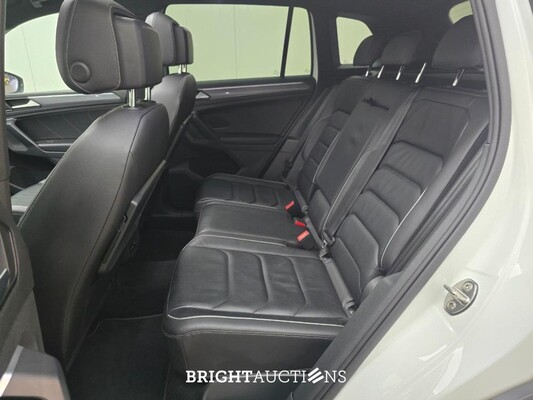 Volkswagen Tiguan ACT Highline Business R 1.5 TSI 150pk 2019 (Origineel-NL), ZB-318-G