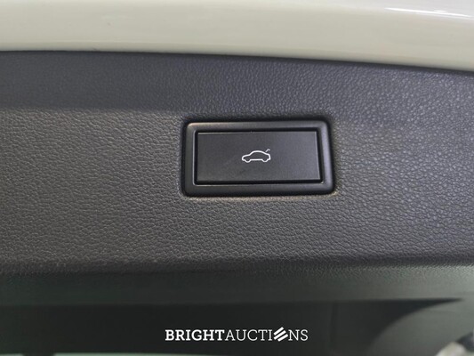 Volkswagen Tiguan ACT Highline Business R 1.5 TSI 150pk 2019 (Origineel-NL), ZB-318-G