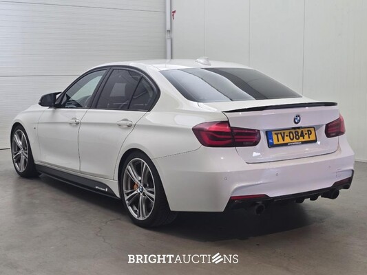 BMW 3-serie M Sport Edition 136pk 2018 (Origineel-NL), TV-084-P