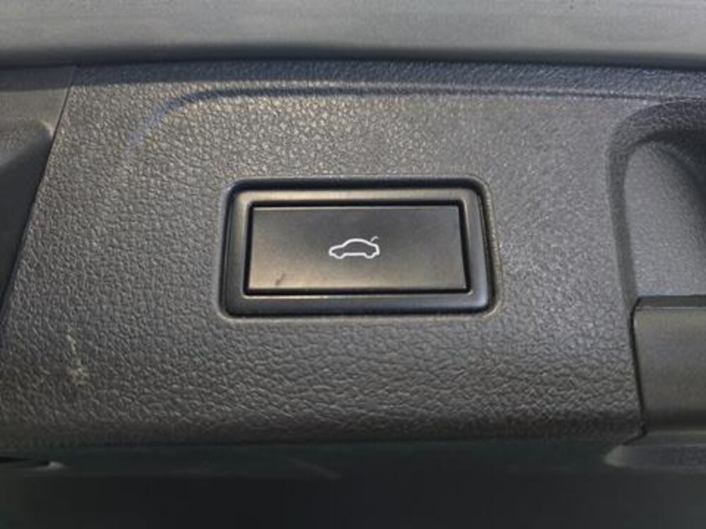 Volkswagen Passat Variant Highline Business R 1.5 TSI 150pk 2019 (Origineel-NL), XZ-405-V