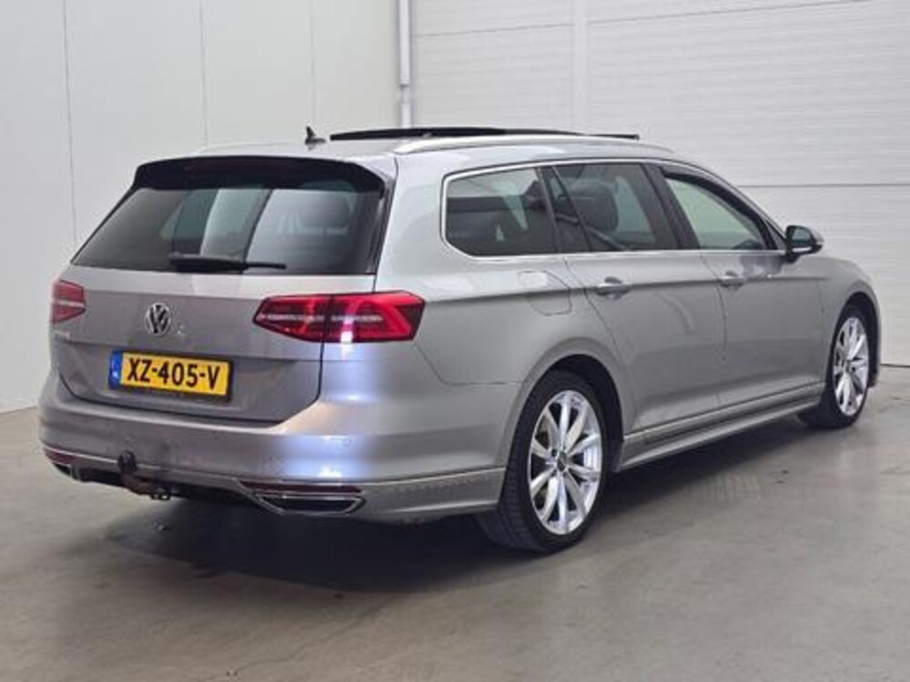 Volkswagen Passat Variant Highline Business R 1.5 TSI 150pk 2019 (Origineel-NL), XZ-405-V