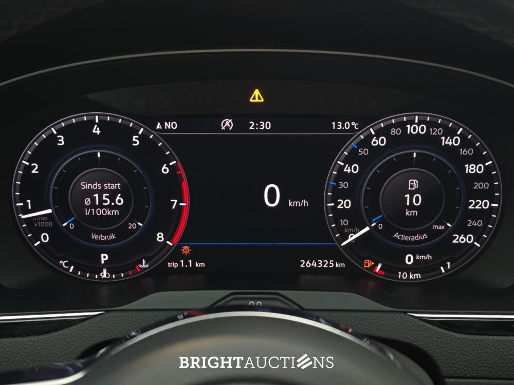 Volkswagen Passat Variant Highline Business R 1.5 TSI 150PS 2019 (Original-NL), XZ-405-V