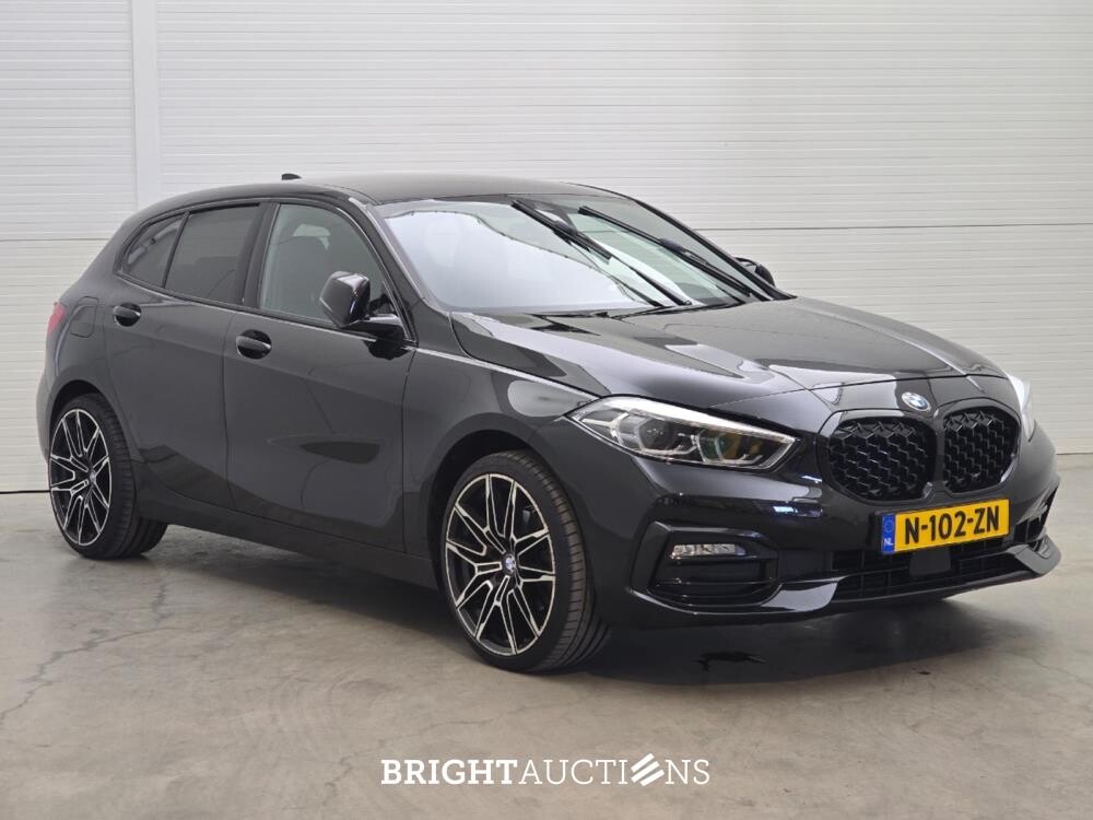 BMW 1-serie High Executive 136pk 2021, N-102-ZN