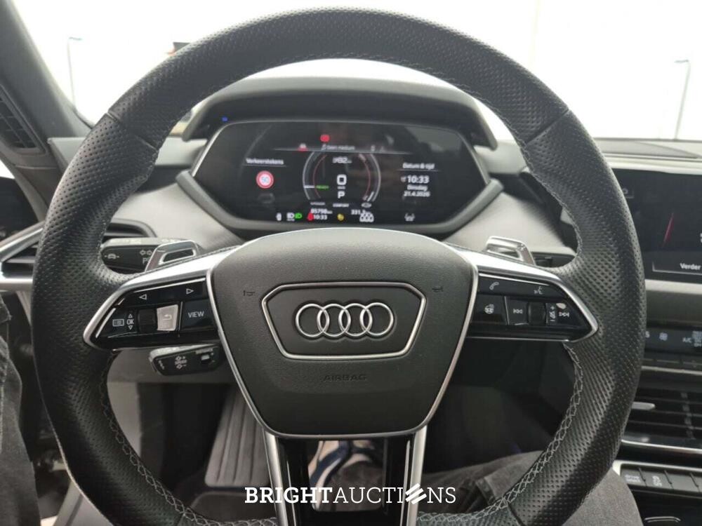 Audi e-tron GT GT 93 kWh 476PS 2023 (Original-NL), X-159-JX