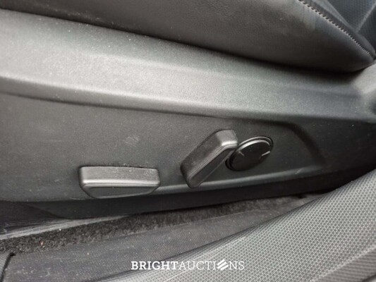 Ford Mustang Mach-E Extended RWD 98 kWh 294pk 2021 (Origineel-NL), N-398-RN