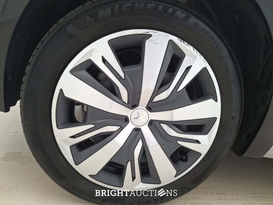 Peugeot 208 Ev Active 50 kWh 136pk 2022 (Origineel-NL), P-132-LT