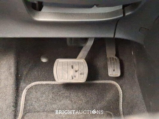 Peugeot 208 Ev Active 50 kWh 136pk 2022 (Origineel-NL), P-132-LT