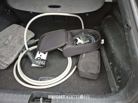 Kia EV6 PLUS Advanced 77 kWh 228pk 2022 (Origineel-NL), P-228-KZ