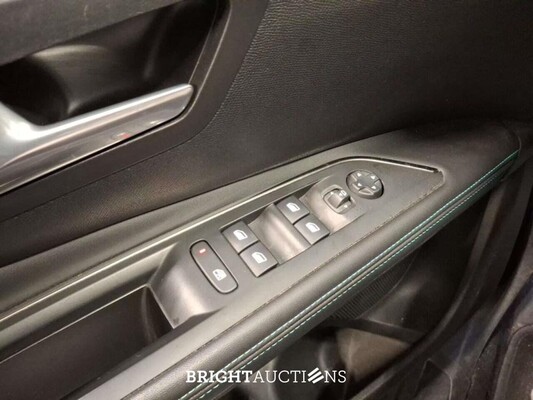 Peugeot 5008 Pt Blue Lease Allure 7P 1.2 131pk 2021 (Origineel-NL), L-687-KX