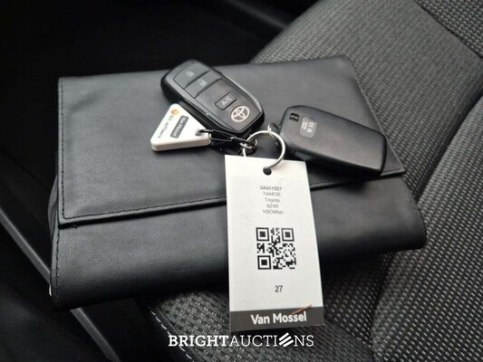 Toyota Bz4x Active 71 kWh 204pk 2023 (Origineel-NL), T-444-GB