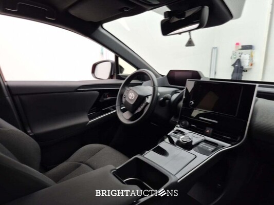 Toyota Bz4x Active 71 kWh 204pk 2023 (Origineel-NL), T-444-GB