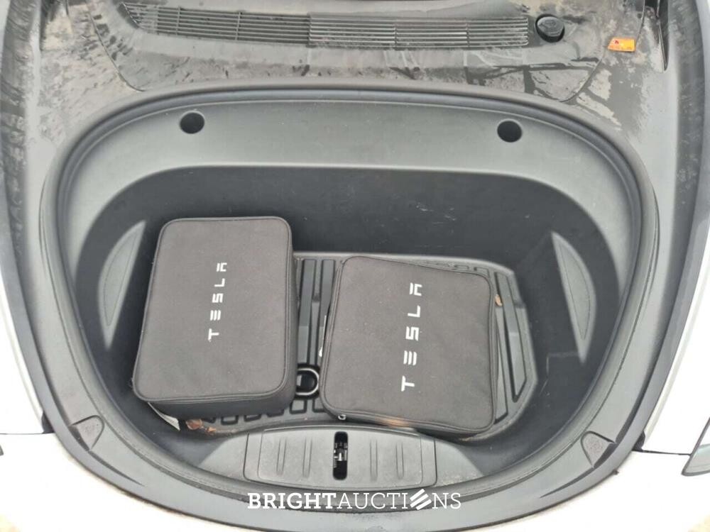 Tesla Model 3 Stnd.rwd PLUS 60 kWh 238pk 2021 (Origineel-NL), L-538-BK