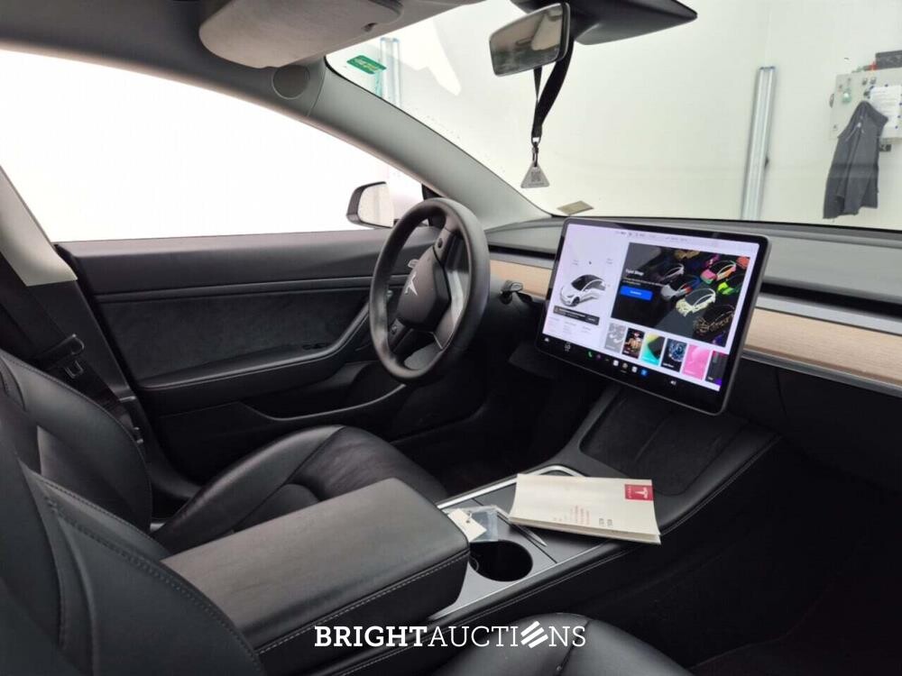Tesla Model 3 Stnd.rwd PLUS 60 kWh 238pk 2021 (Origineel-NL), L-538-BK