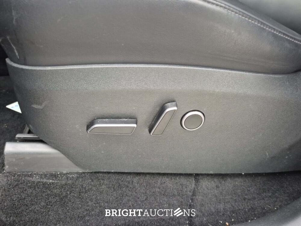 Tesla Model Performance Y AWD 75 kWh 462pk 2023 (Origineel-NL), X-358-BR