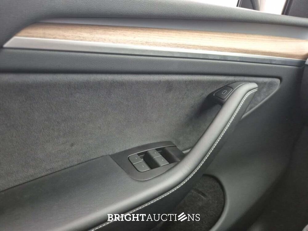 Tesla Model Performance Y AWD 75 kWh 462pk 2023 (Origineel-NL), X-358-BR