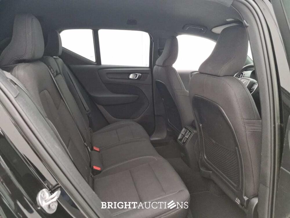 Volvo XC40 Recharge PLUS 70 kWh 231pk 2022 (Origineel-NL), R-756-TS