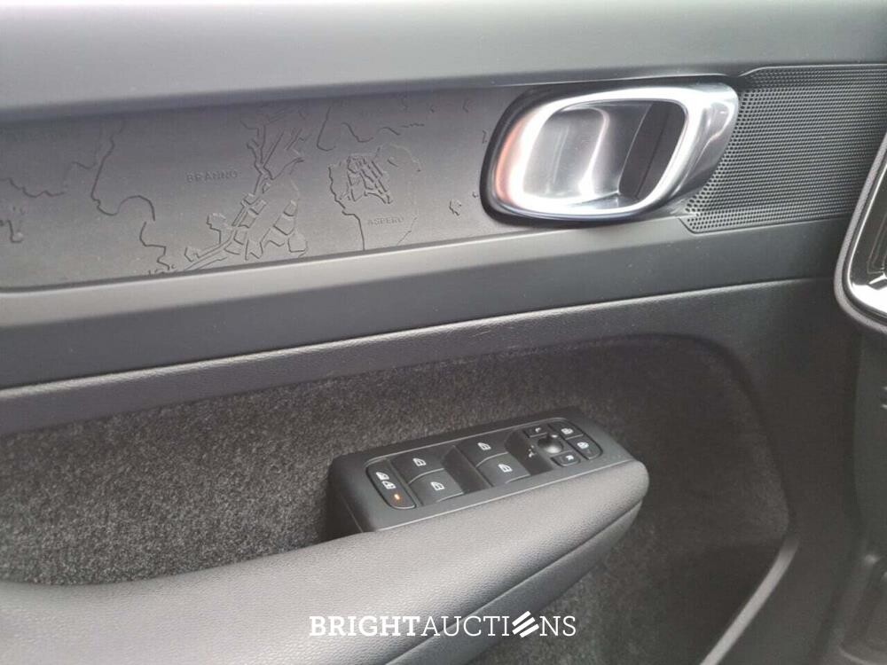 Volvo XC40 Recharge PLUS 70 kWh 231pk 2022 (Origineel-NL), R-756-TS