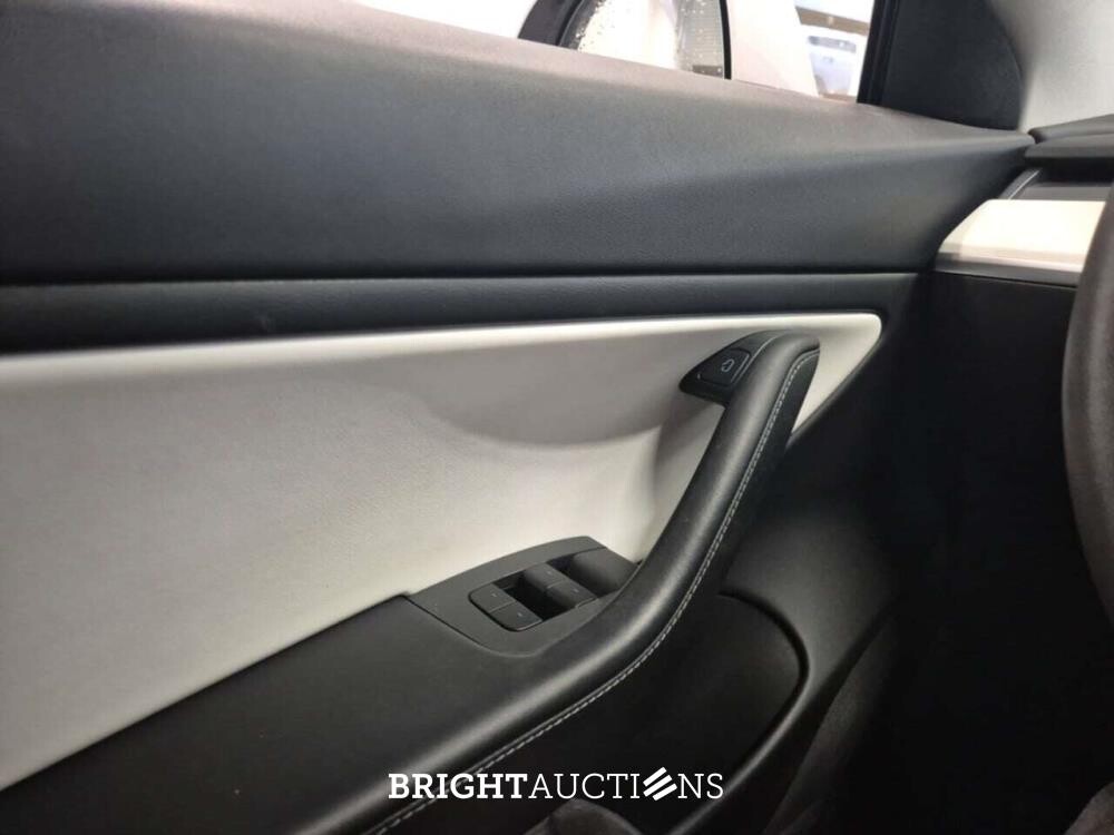 Tesla Model Performance 3 Awd AWD 75 kWh 462pk 2021 (Origineel-NL), L-019-BJ