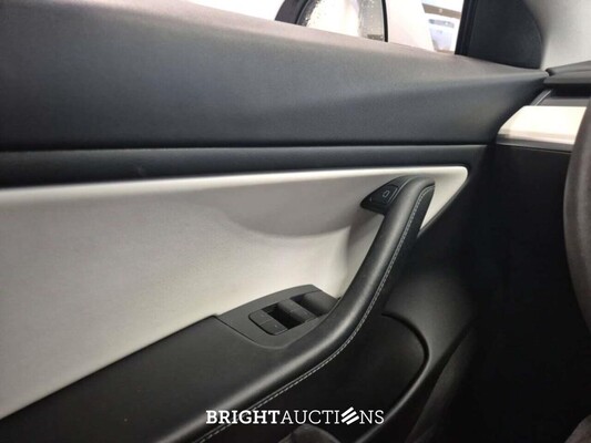 Tesla Model Performance 3 Awd AWD 75 kWh 462pk 2021 (Origineel-NL), L-019-BJ