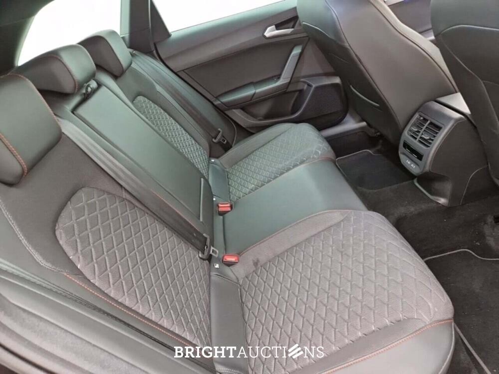 SEAT Leon FR ST Business Intense 1.0 TSI 110pk 2022 (Origineel-NL), R-319-NB