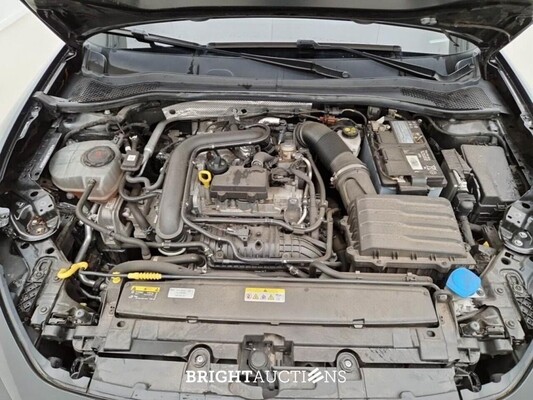 SEAT Leon FR ST Business Intense 1.0 TSI 110hp 2022 (Original-NL), R-319-NB