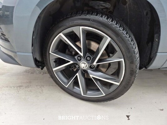 Škoda Karoq Sportline Business 1.5 TSI DSG 150pk 2022, S-582-JL