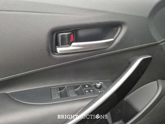 Toyota Corolla Touring Sports HYBRID Premium 2.0 261pk 2021 (Origineel-NL), N-074-HF