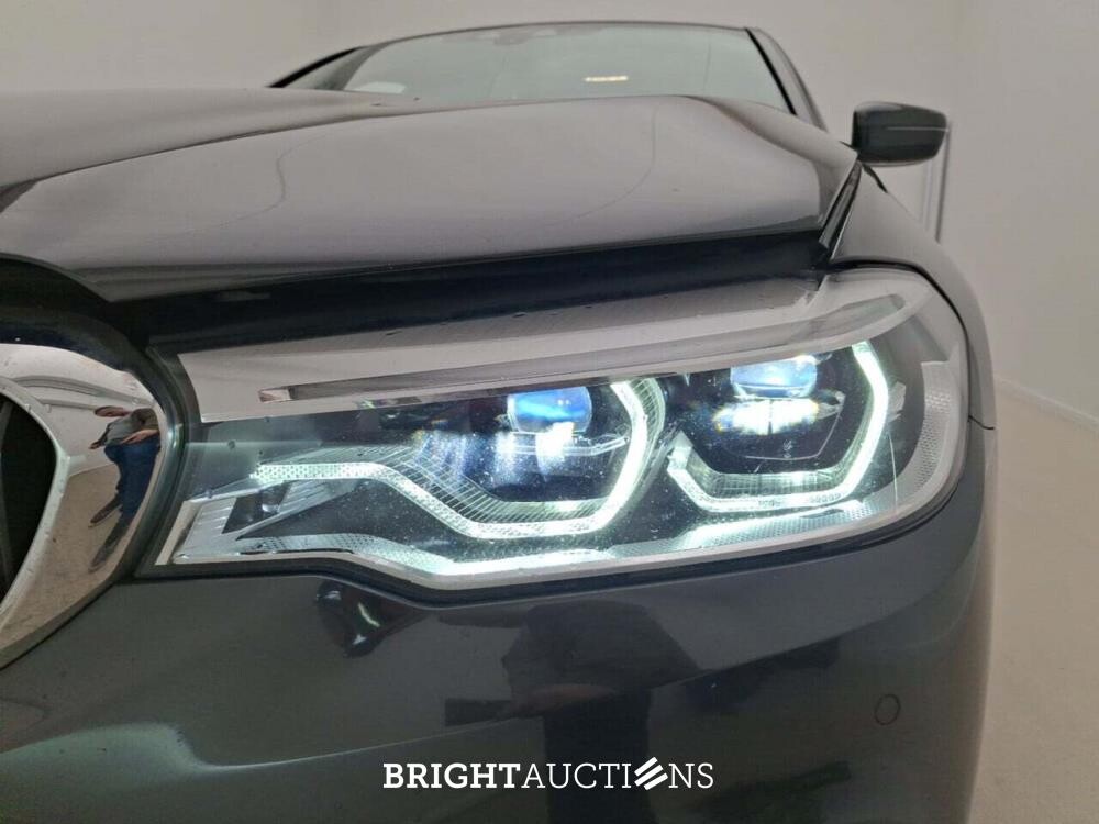 BMW 530e Iperformance M Sport 296pk 2020 (Origineel-NL) 5-Serie, H-241-LG