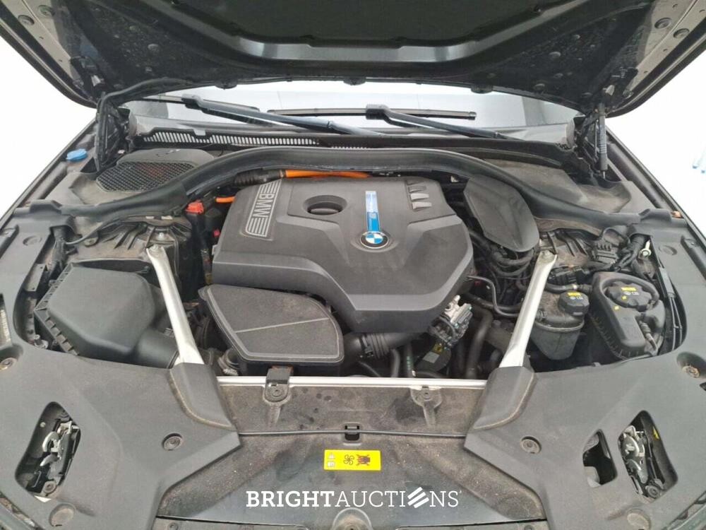 BMW 530e Iperformance M Sport 296pk 2020 (Origineel-NL) 5-Serie, H-241-LG