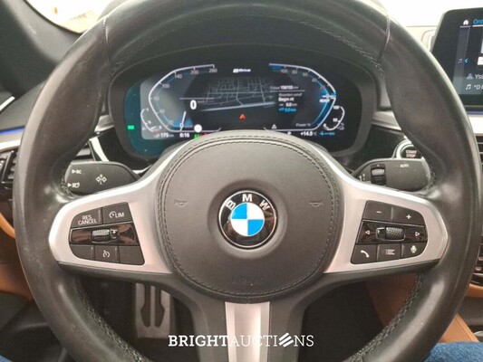 BMW 530e Iperformance M Sport 296pk 2020 (Origineel-NL) 5-Serie, H-241-LG