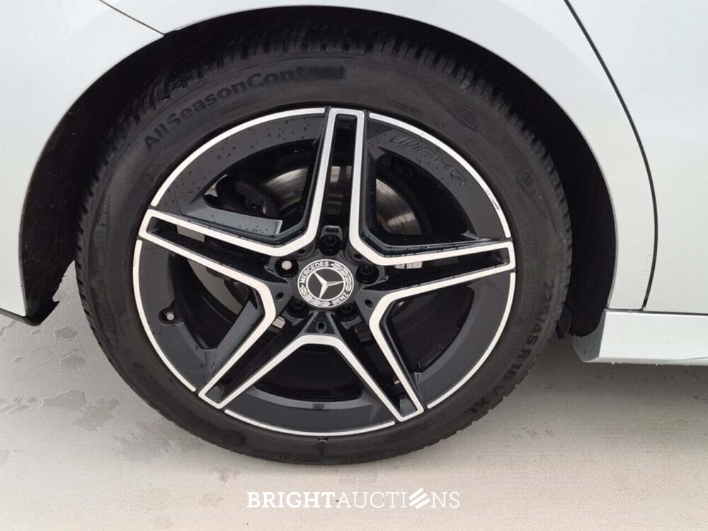 Mercedes-Benz A 180 Solution AMG 136hp 2021 (Original-NL) A-Class, K-184-BL