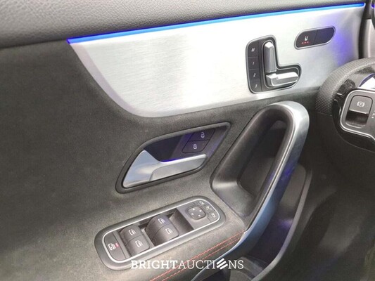Mercedes-Benz A 180 Solution AMG 136pk 2021 (Origineel-NL) A-klasse, K-184-BL