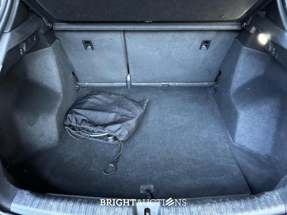 Audi Q4 e-tron 50 quattro Launch edition S Competition 77 kWh 299pk 2022 (Origineel-NL+1e eigenaar), P-122-GB 