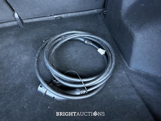 Audi Q4 e-tron 50 quattro Launch edition S Competition 77 kWh 299pk 2022 (Origineel-NL+1e eigenaar), P-122-GB 