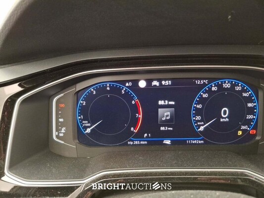 Volkswagen Polo R-Line 1.0 TSI 95pk 2022 (Origineel-NL), R-006-JT