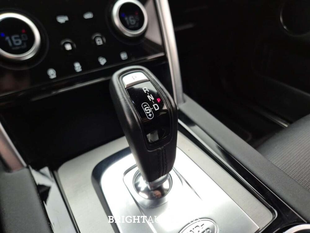 Land Rover Discovery Sport P300e Dynamic Se AWD 309pk 2023, 2EEB519
